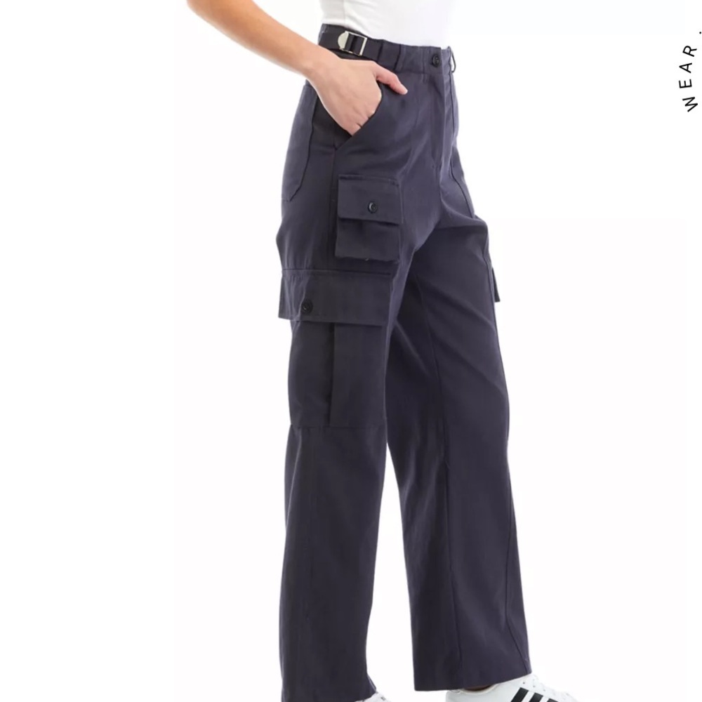 Moon River Buckle Cargo Grey Pants Leg Green Pants Size XS